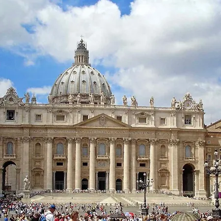 House 5 Minutes Walk From Vatican Museums-2